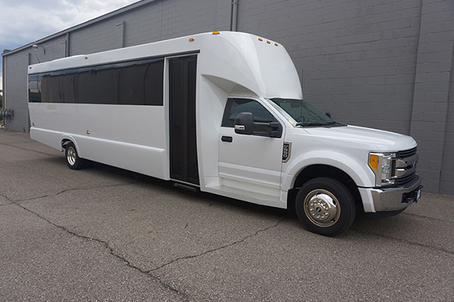 fort wayne party bus limo